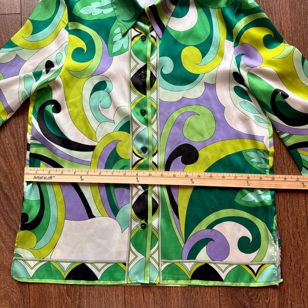 Retro Psychedelic Button-Up Blouse - Picture 7 of 9